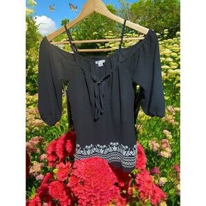 Xhilaration Women’s Off-Shoulder Peasant Blouse with Embroidered Hem – Size XS